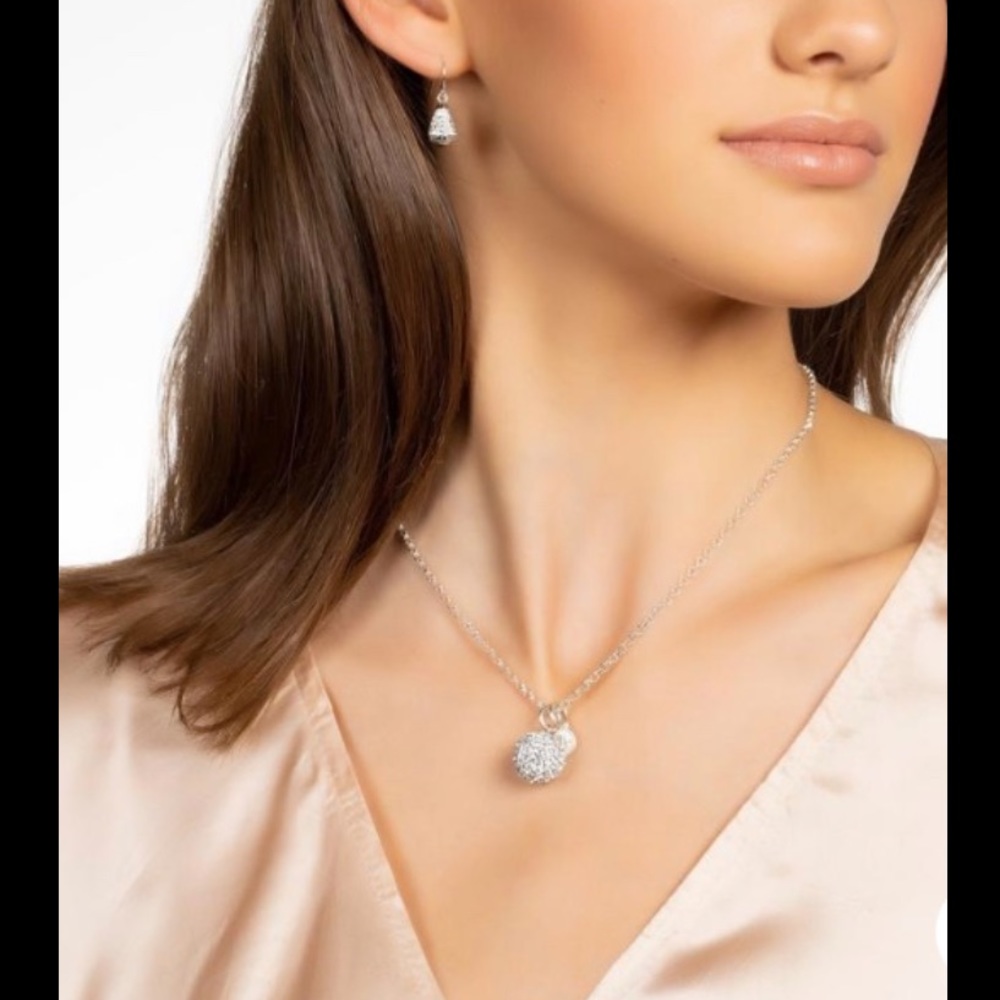 Hillberg & Berk Sparkle Ball Long Necklace Pendant